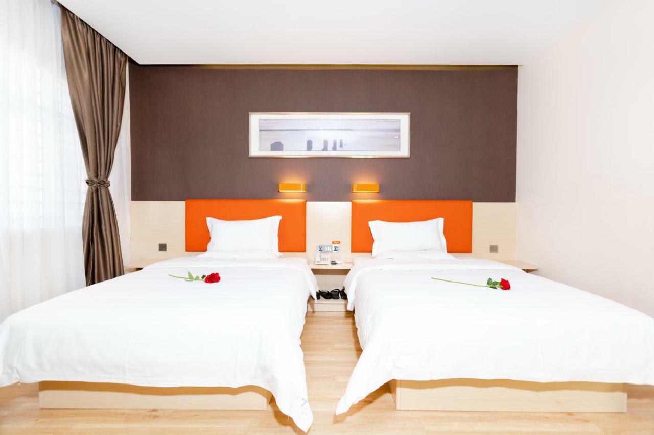 7 Days Premium Hotel Phnom Penh Exterior photo
